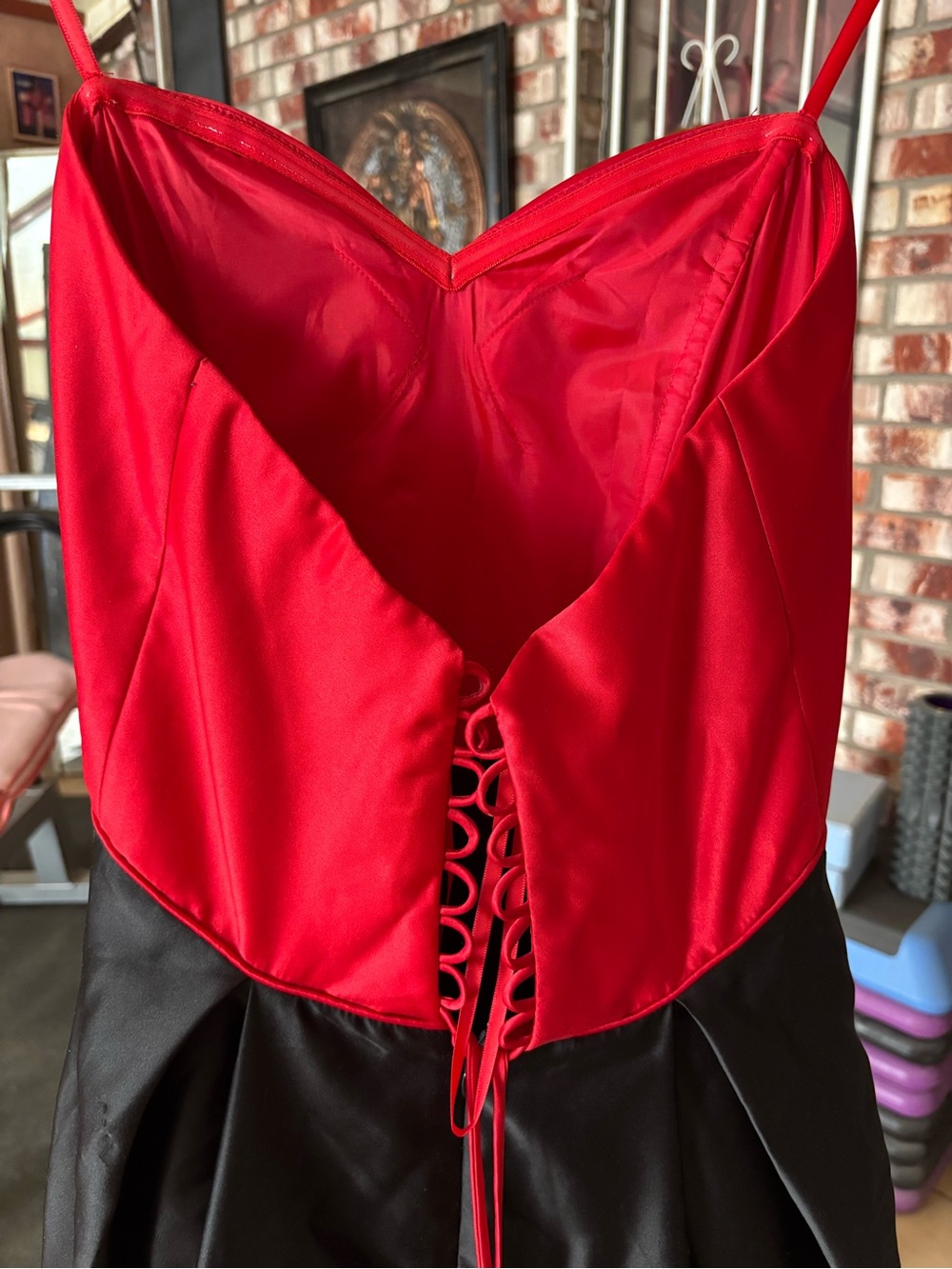 Prom dress - Picture 3 of 5